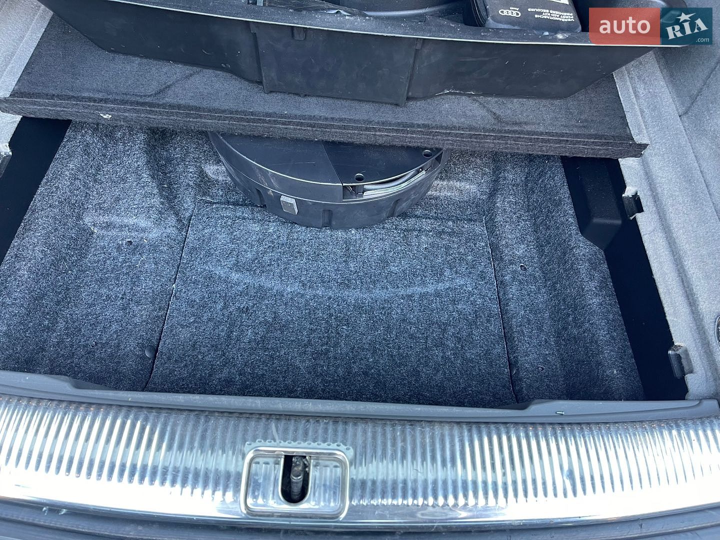 Audi Q5 2011 VIN WAUZZZ8R9CA011191 фото оголошення 43 з 45