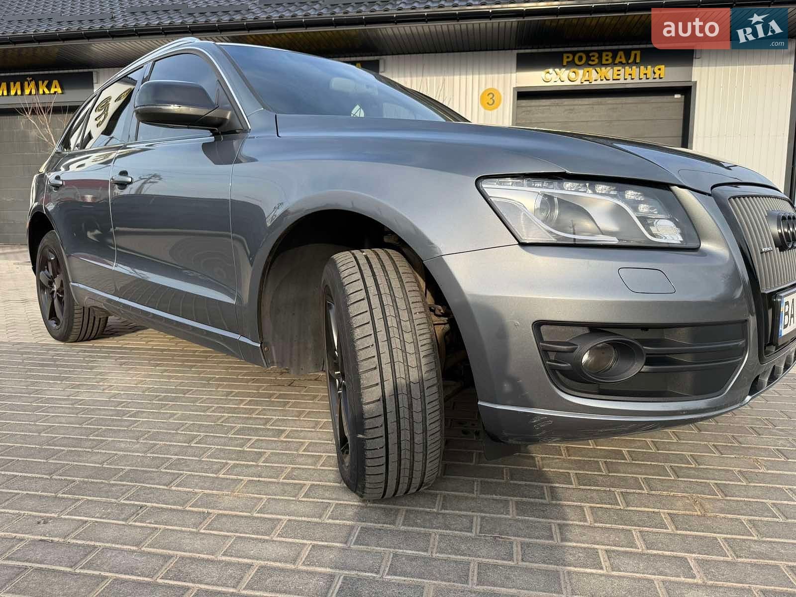 Audi Q5 2011 VIN WAUZZZ8R9CA011191 фото оголошення 19 з 45