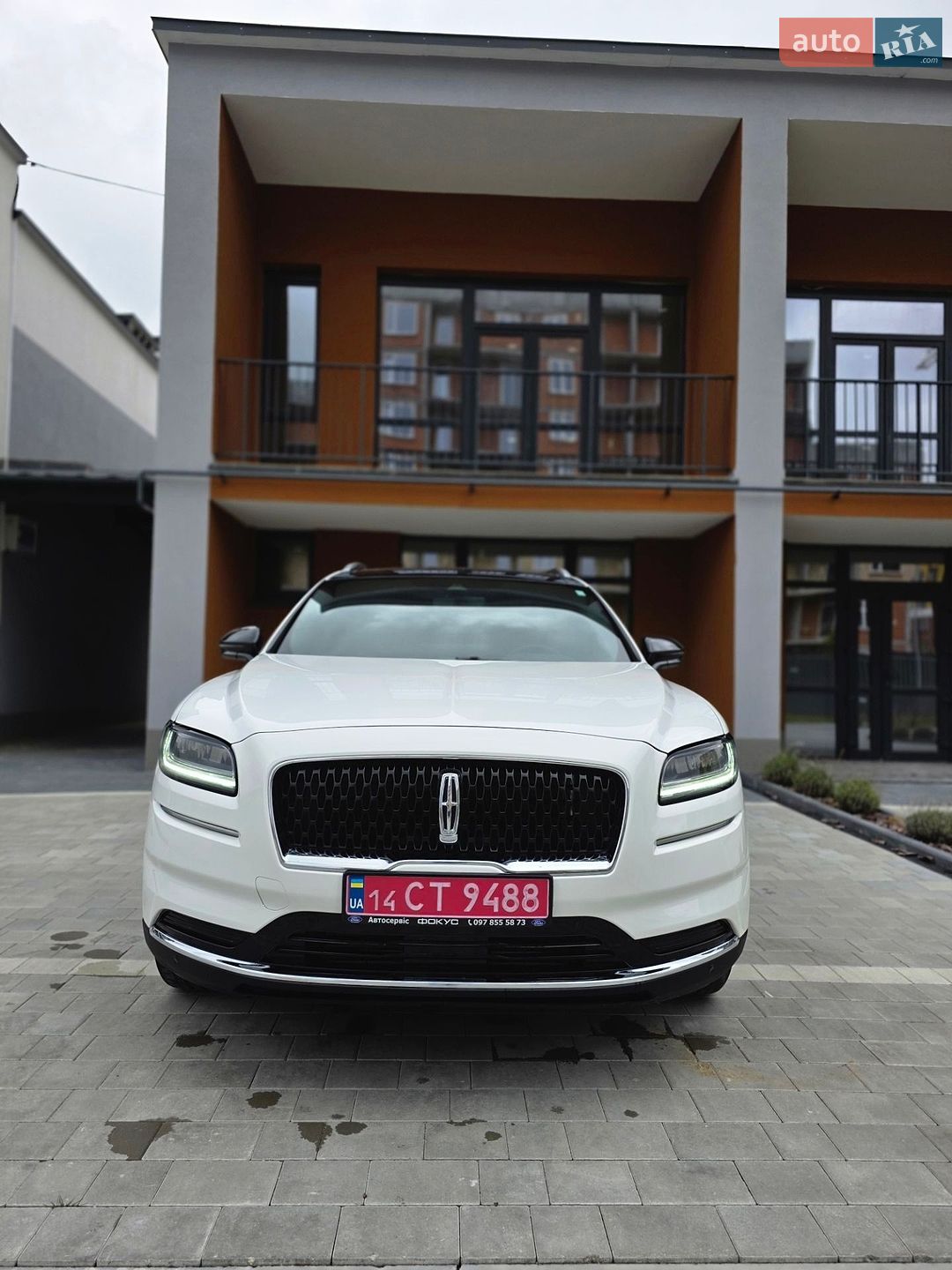Lincoln Nautilus 2021 VIN 2LMPJ8K95NBL01004 фото оголошення 4 з 26