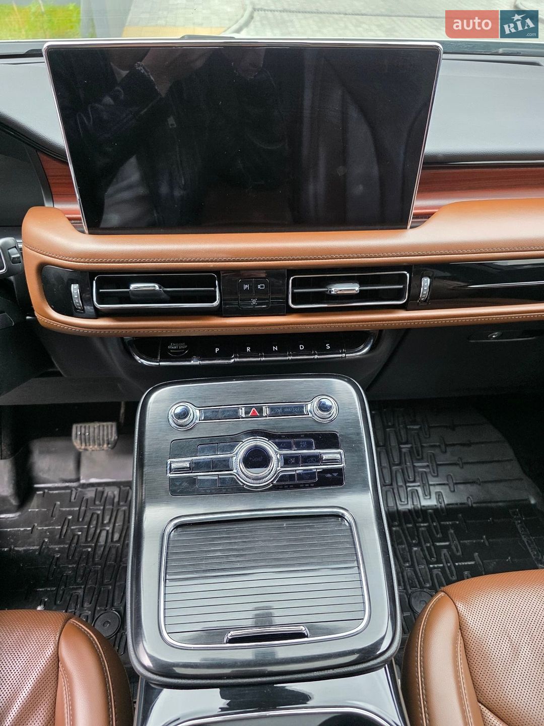 Lincoln Nautilus 2021 VIN 2LMPJ8K95NBL01004 фото оголошення 18 з 26