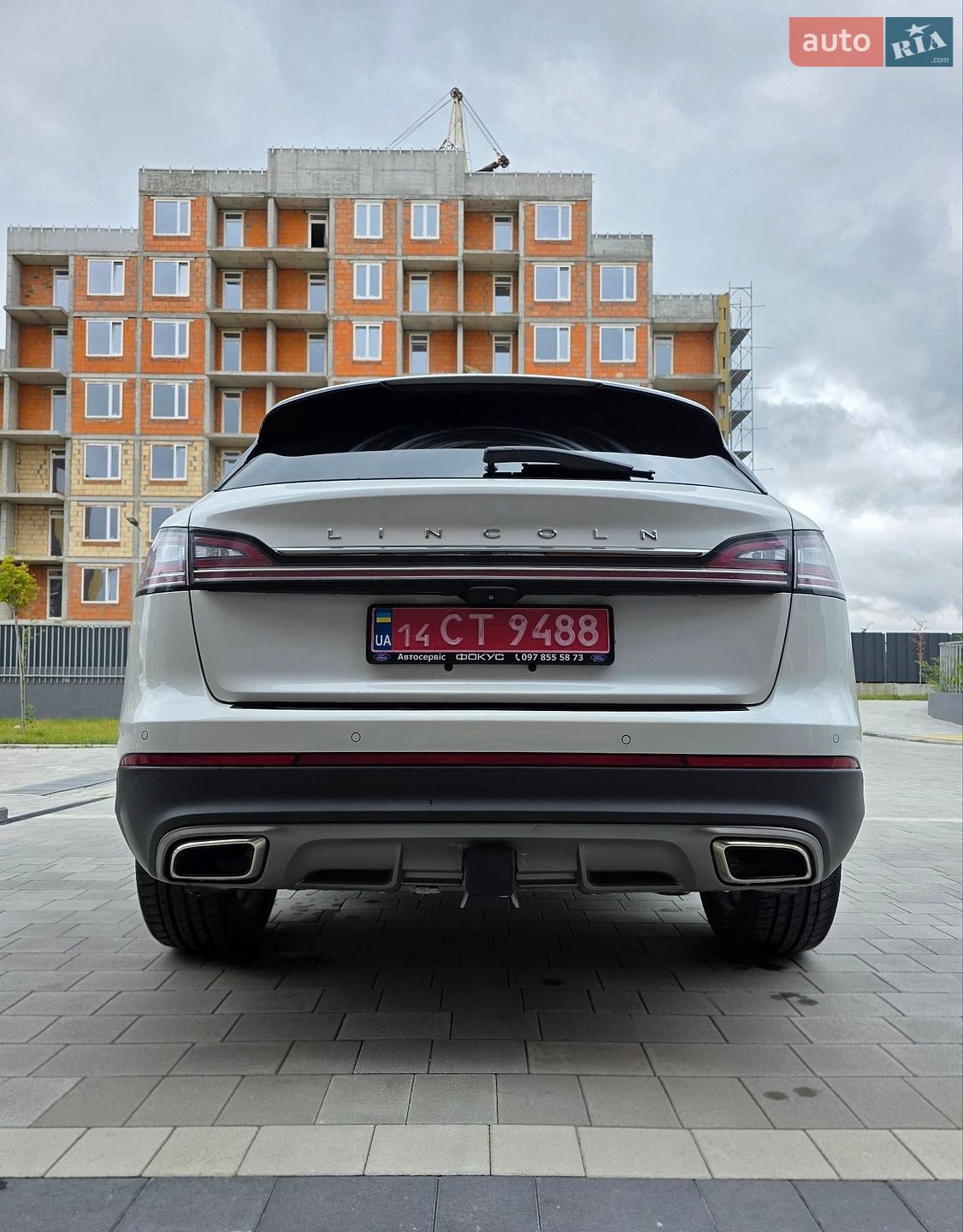Lincoln Nautilus 2021 VIN 2LMPJ8K95NBL01004 фото оголошення 8 з 26