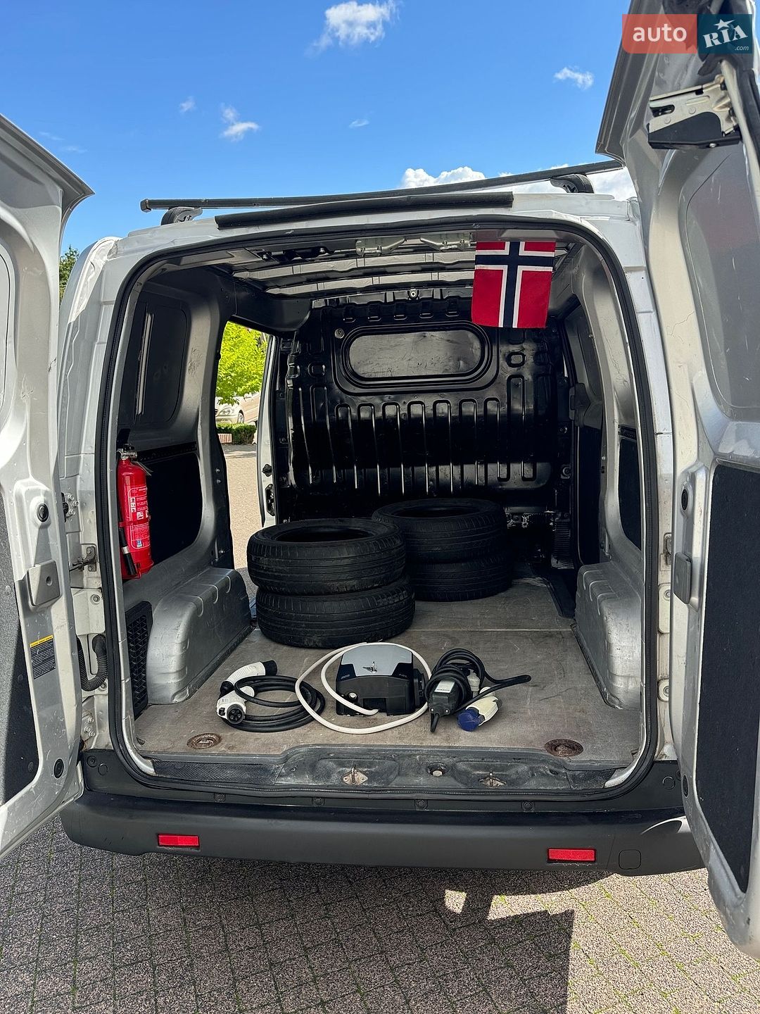 Nissan e-NV200 2018 VIN VSKYAAME0U0605745 фото оголошення 20 з 50