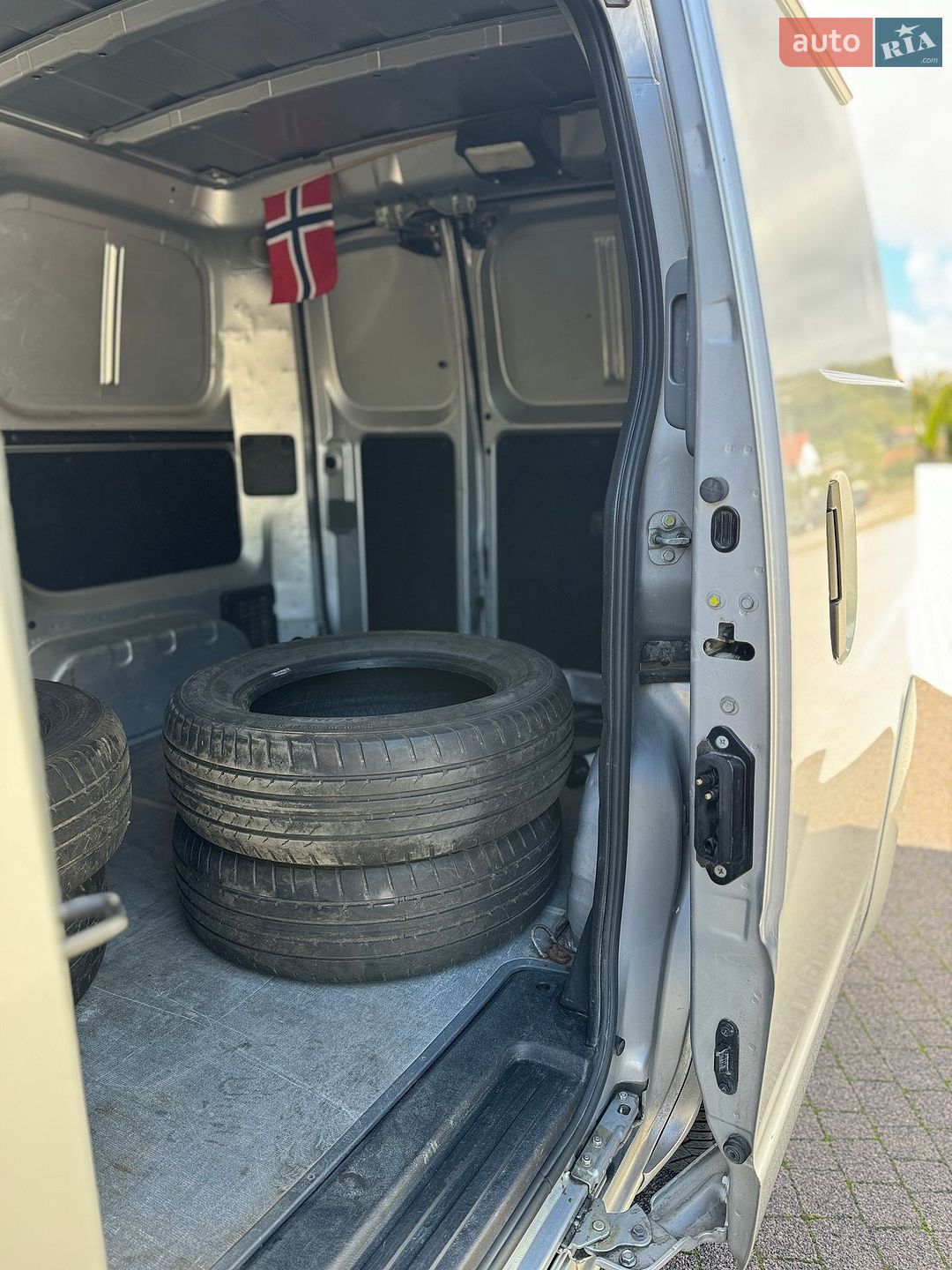 Nissan e-NV200 2018 VIN VSKYAAME0U0605745 фото оголошення 22 з 50