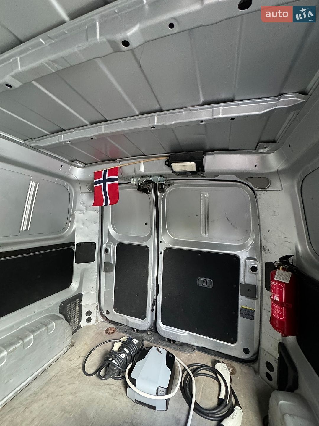 Nissan e-NV200 2018 VIN VSKYAAME0U0605745 фото оголошення 33 з 50