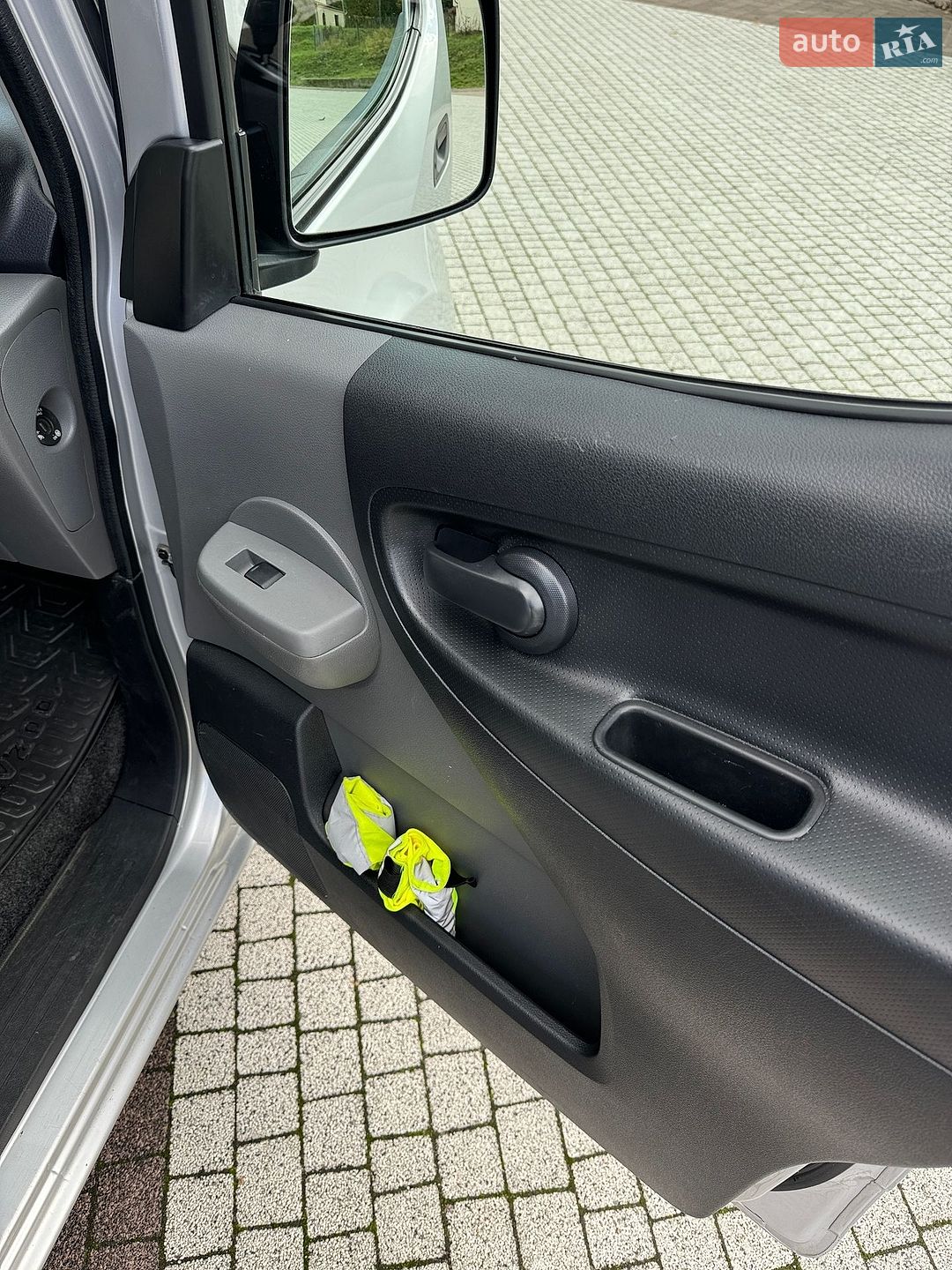 Nissan e-NV200 2018 VIN VSKYAAME0U0605745 фото оголошення 42 з 50