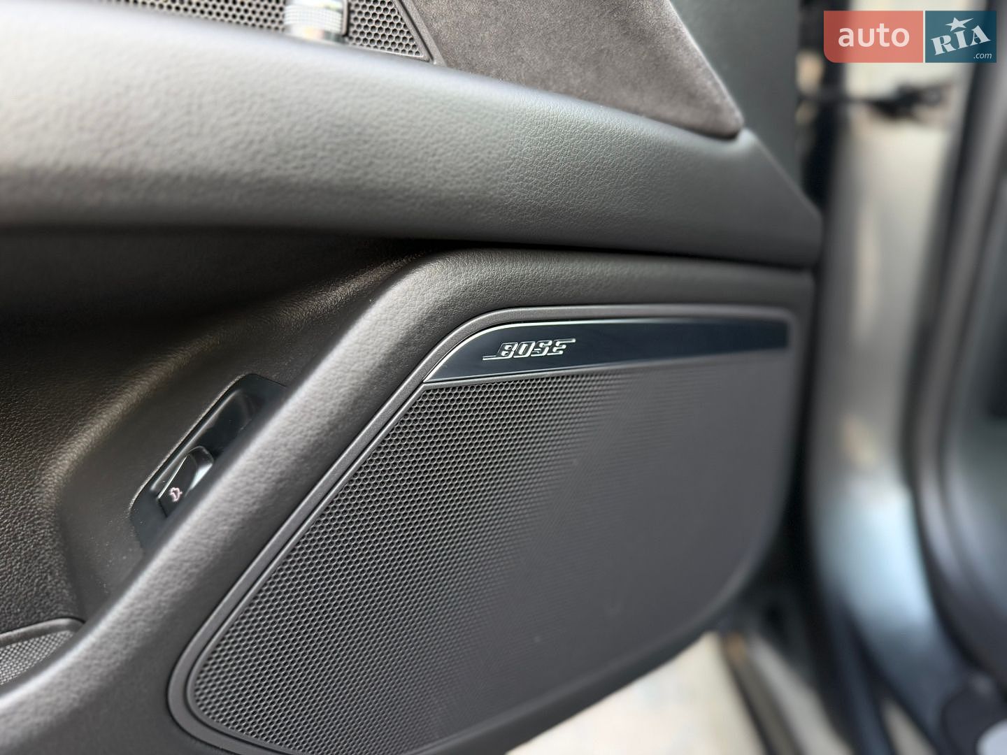 Audi A7 Sportback 2017 VIN WAUW3AFC6JN071701 фото оголошення 13 з 37