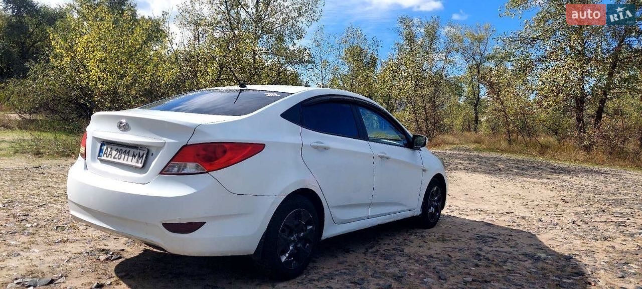 Hyundai Accent 2013 VIN Z94CT41CADR216152 фото оголошення 11 з 21