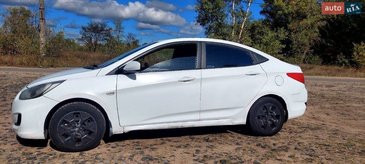 Hyundai Accent 2013 VIN Z94CT41CADR216152 фото оголошення 8 з 21