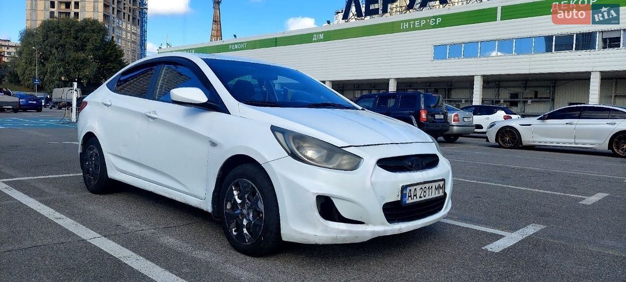 Hyundai Accent 2013 VIN Z94CT41CADR216152 фото оголошення 3 з 21