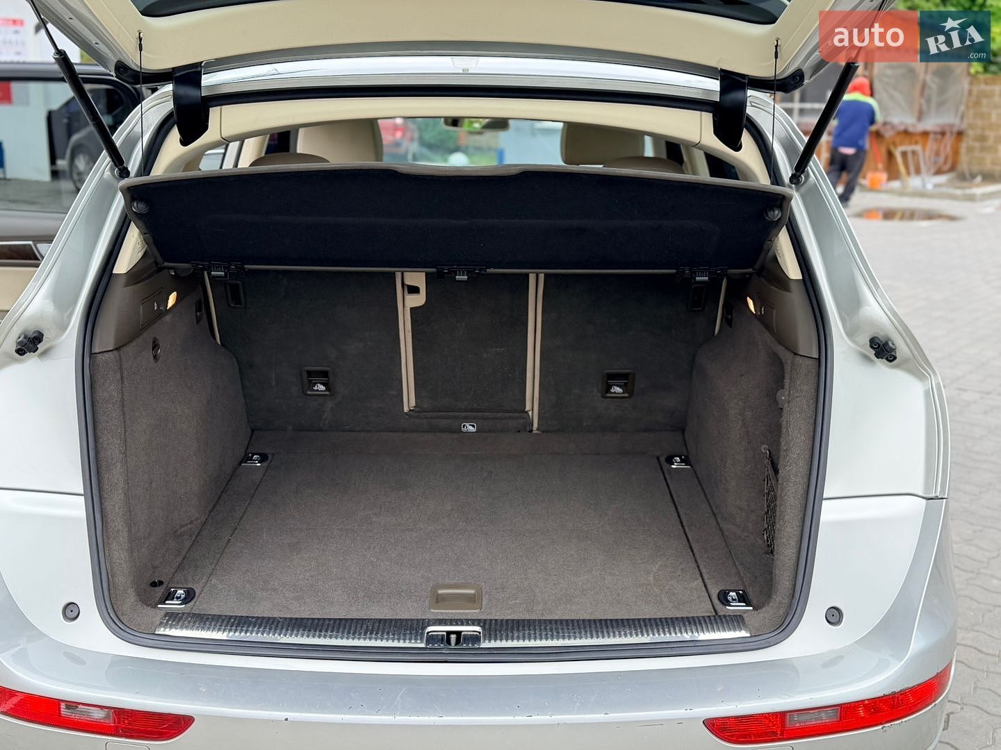 Audi Q5 2014 VIN WA1LFAFP1EA130922 фото оголошення 28 з 71