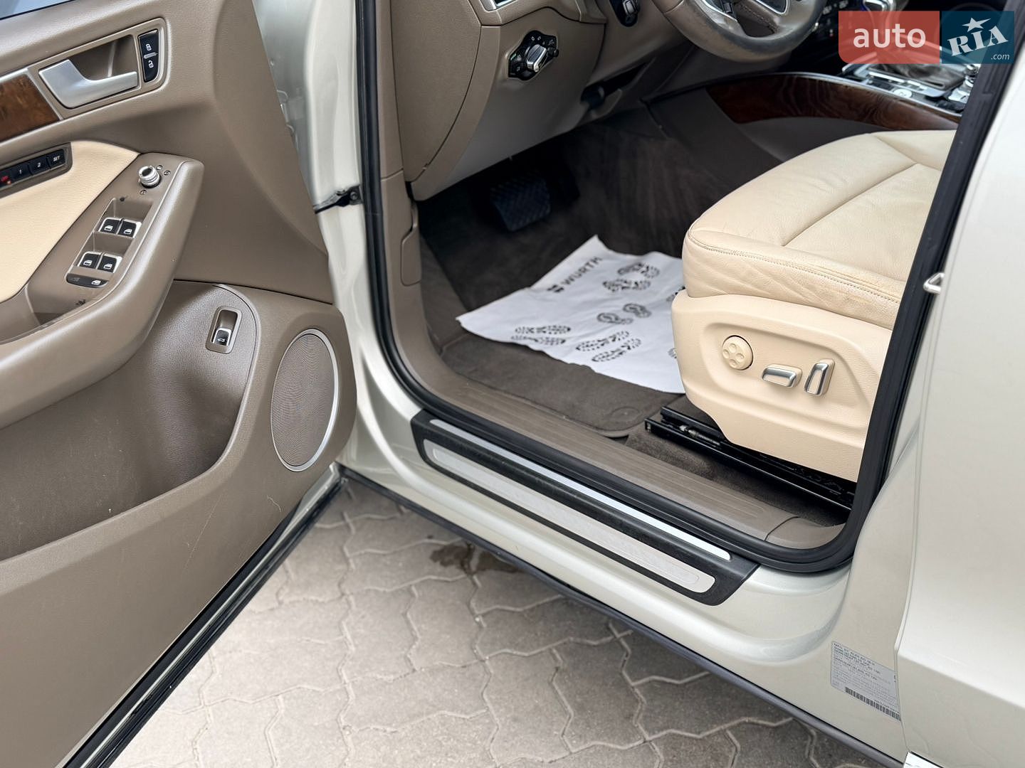 Audi Q5 2014 VIN WA1LFAFP1EA130922 фото оголошення 62 з 71