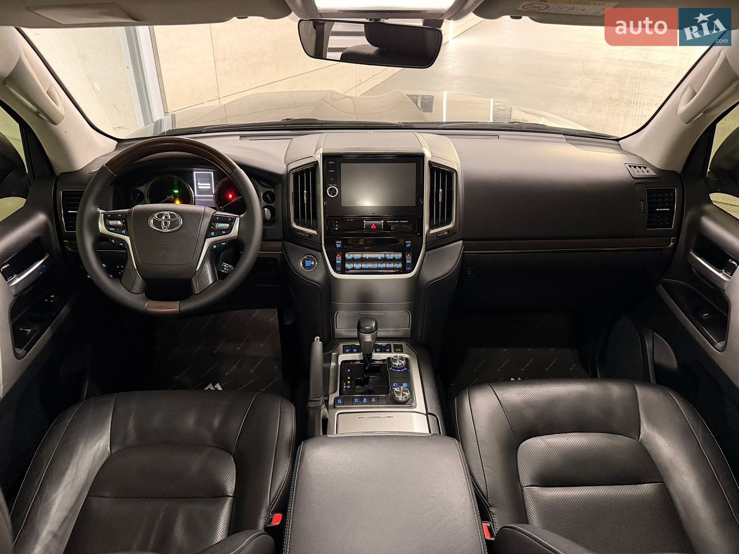 Toyota Land Cruiser 2020 VIN JTMCX05J604204112 фото оголошення 16 з 30