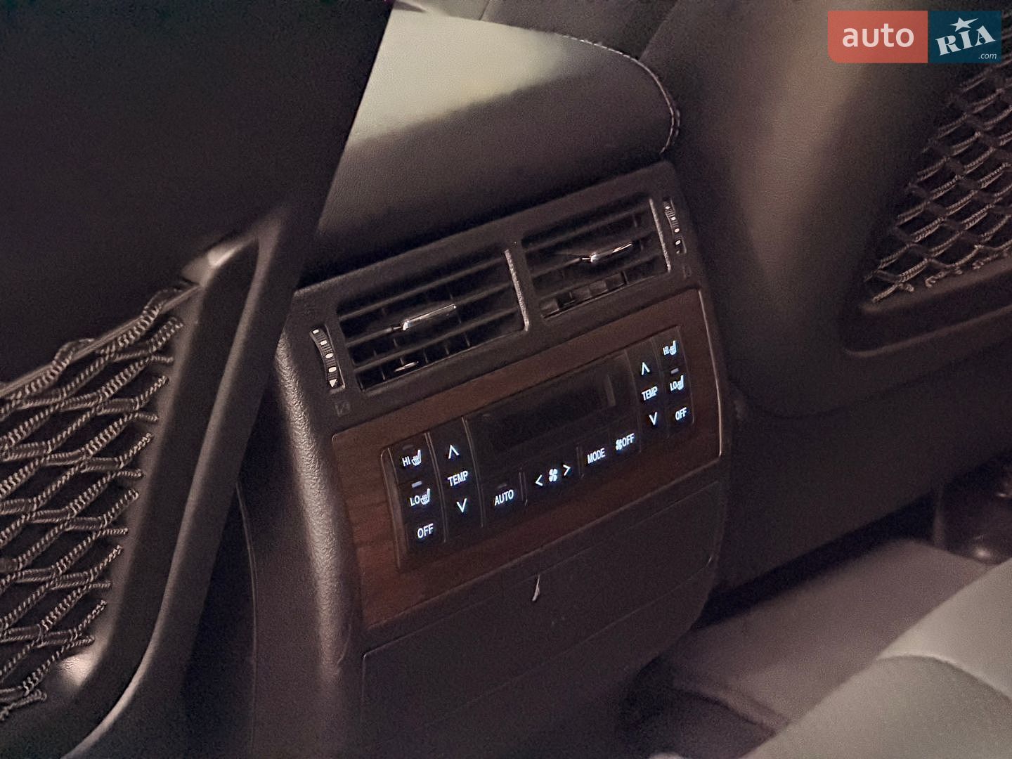 Toyota Land Cruiser 2020 VIN JTMCX05J604204112 фото оголошення 23 з 30