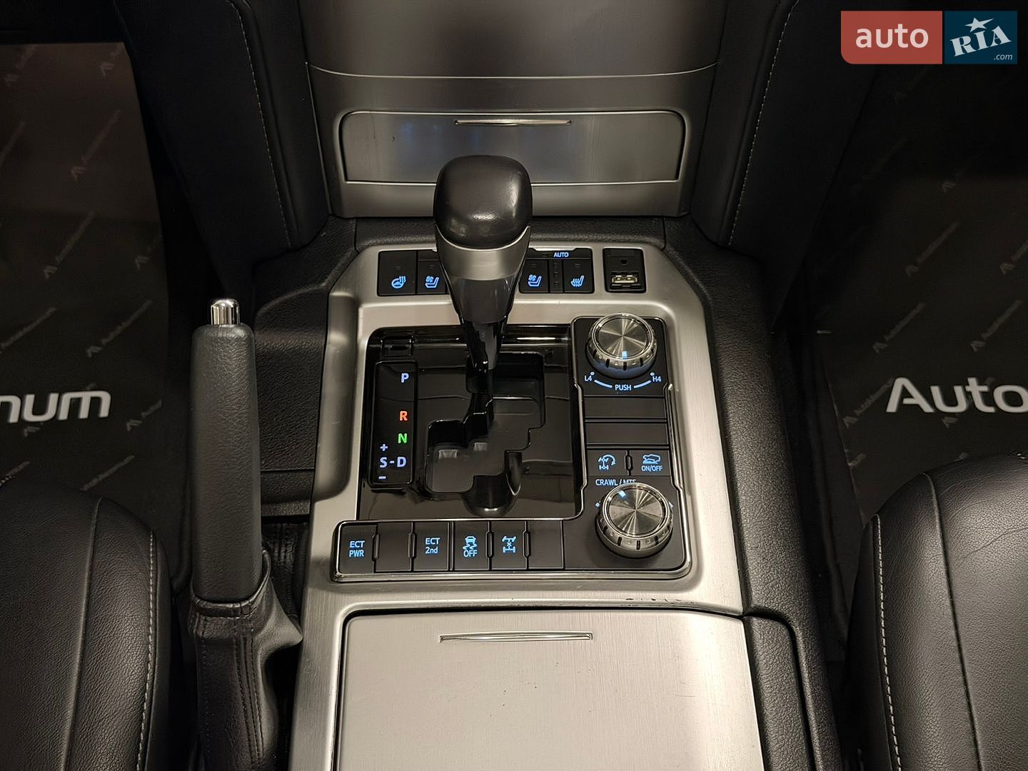Toyota Land Cruiser 2020 VIN JTMCX05J604204112 фото оголошення 15 з 30