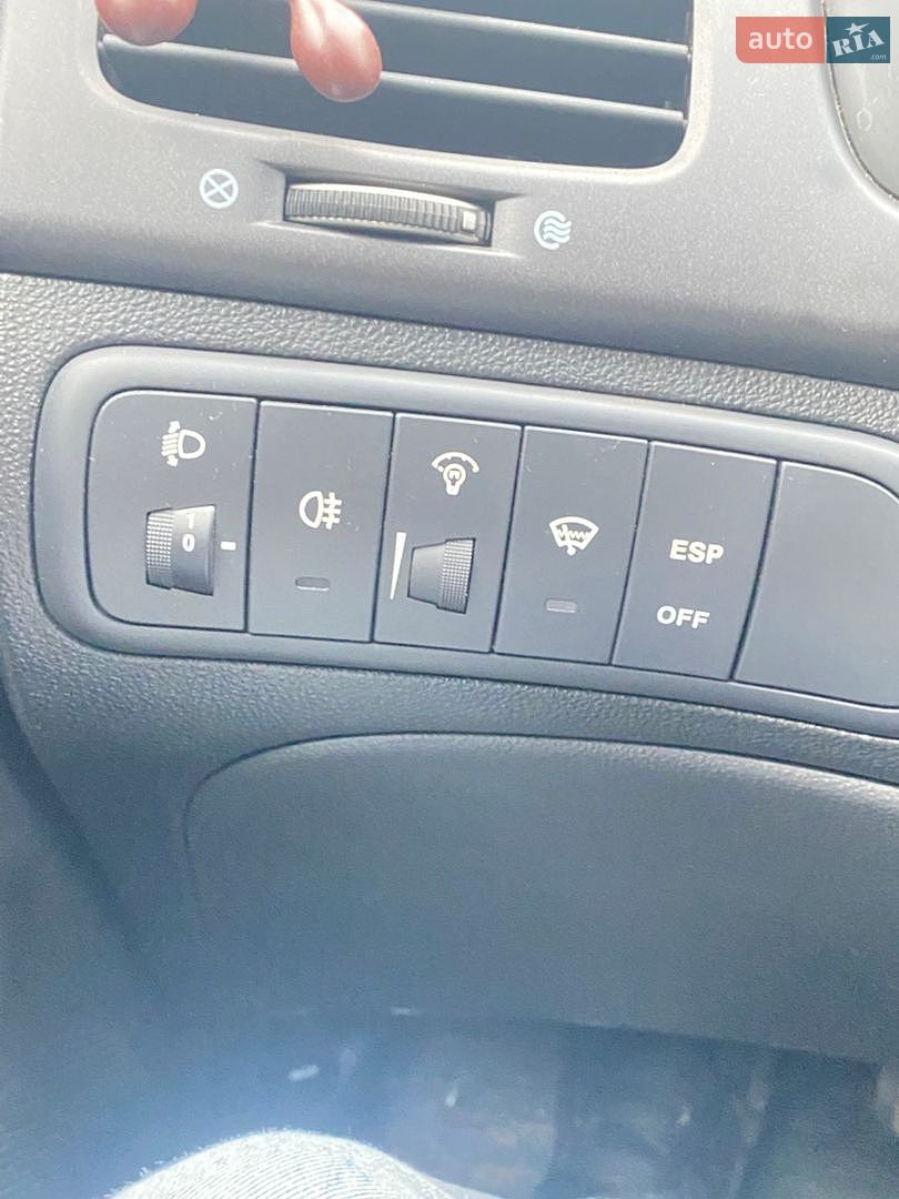 Kia Magentis 2006 VIN KNEGE226365061364 фото оголошення 9 з 10