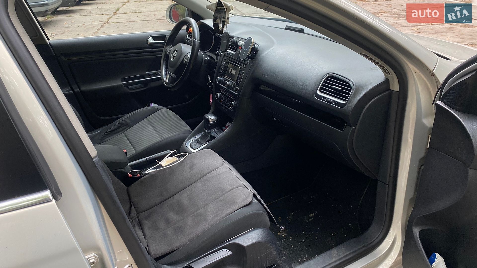 Volkswagen Golf 2011 VIN WVWZZZ1KZBM641681 фото оголошення 23 з 25