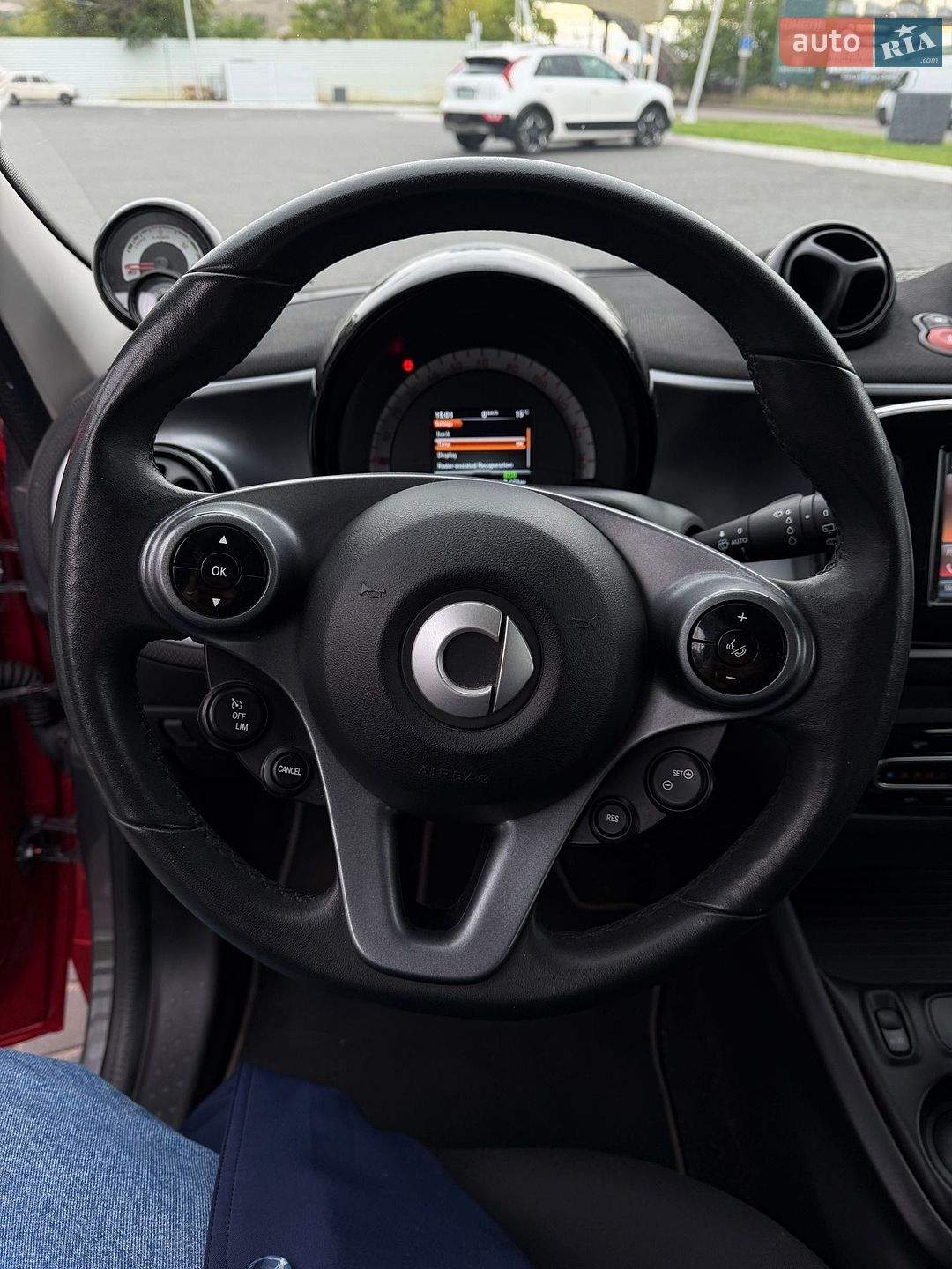 Smart EQ Forfour 2020 VIN W1A4530911Y244516 фото оголошення 16 з 35