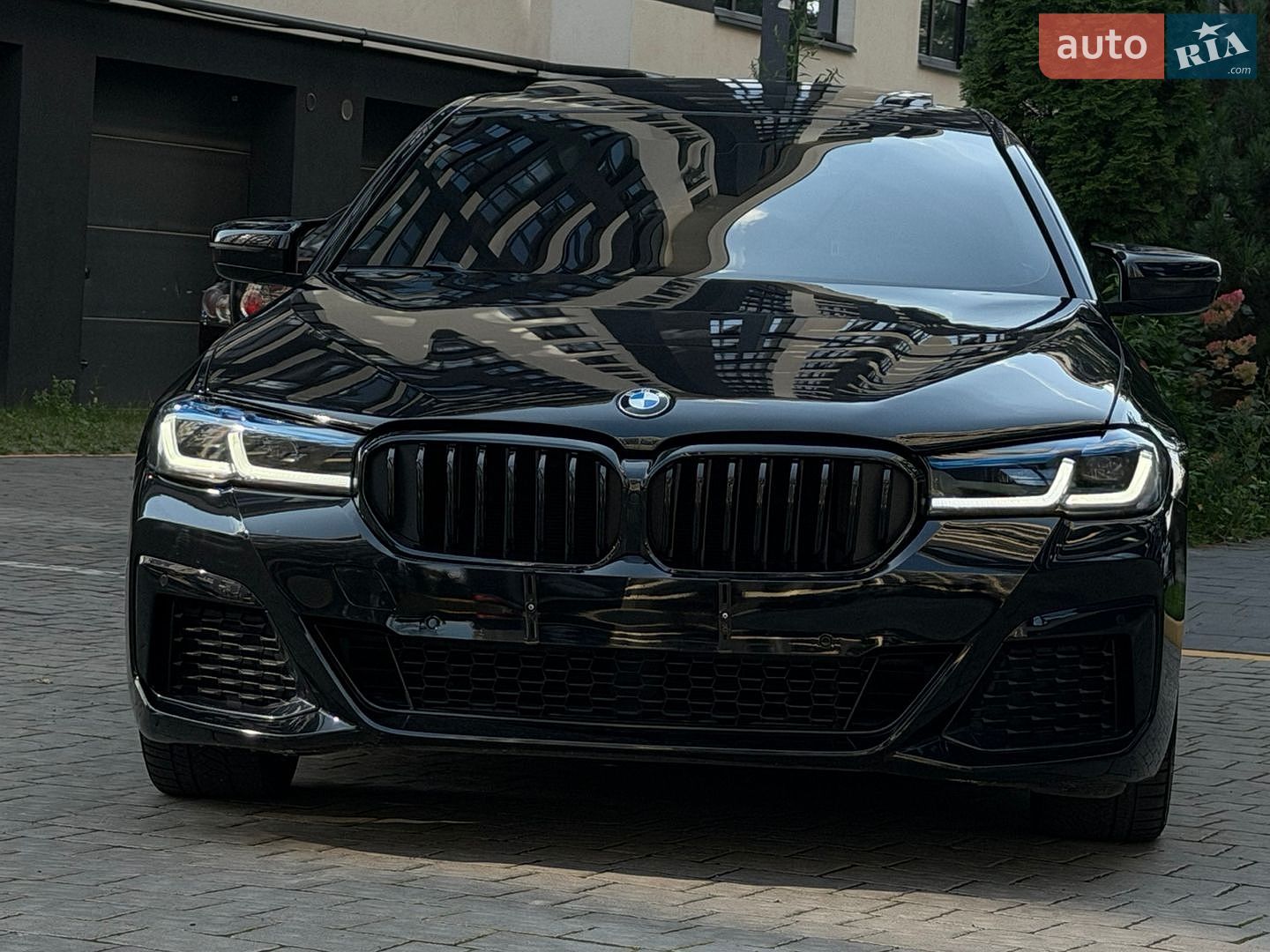 BMW 5 Series 2017 VIN WBAJA7C38HG905392 фото оголошення 44 з 101