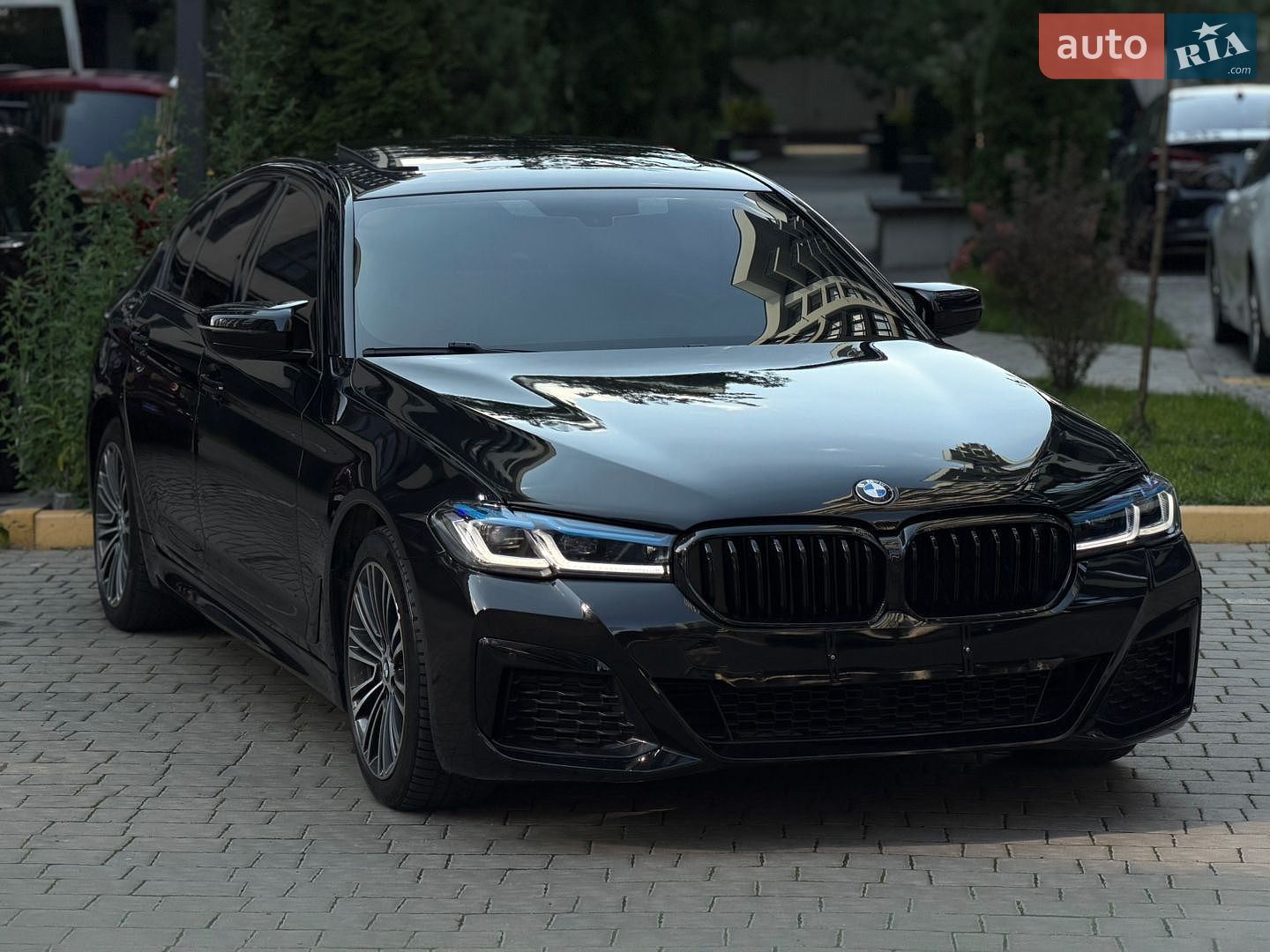 BMW 5 Series 2017 VIN WBAJA7C38HG905392 фото оголошення 48 з 101