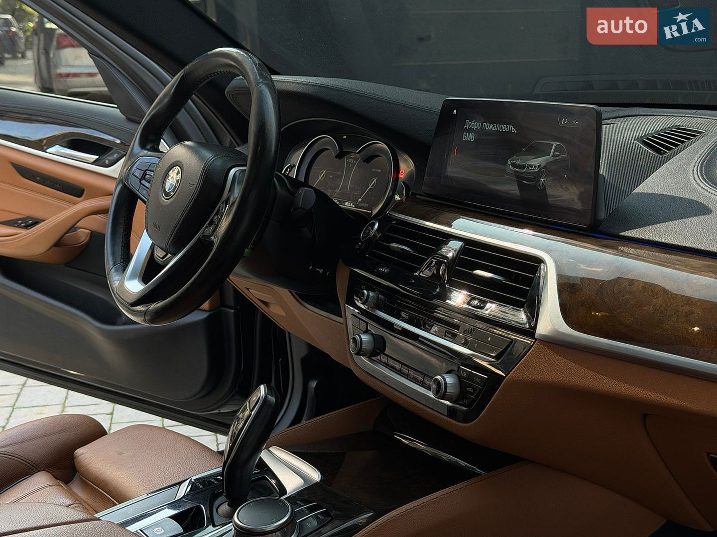 BMW 5 Series 2017 VIN WBAJA7C38HG905392 фото оголошення 88 з 101