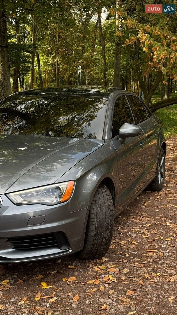 Audi A3 2015 VIN WAUBFGFF7F1140168 фото оголошення 2 з 24