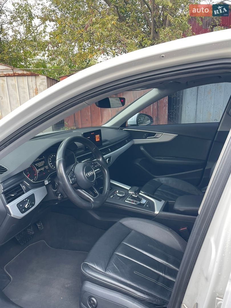 Audi A4 2016 VIN WAUGNAF43HN008671 фото оголошення 8 з 12