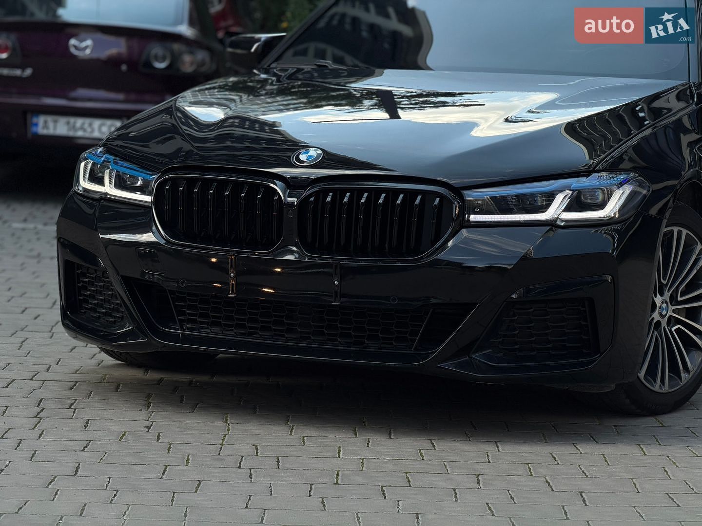 BMW 5 Series 2017 VIN WBAJA7C38HG905392 фото оголошення 14 з 101