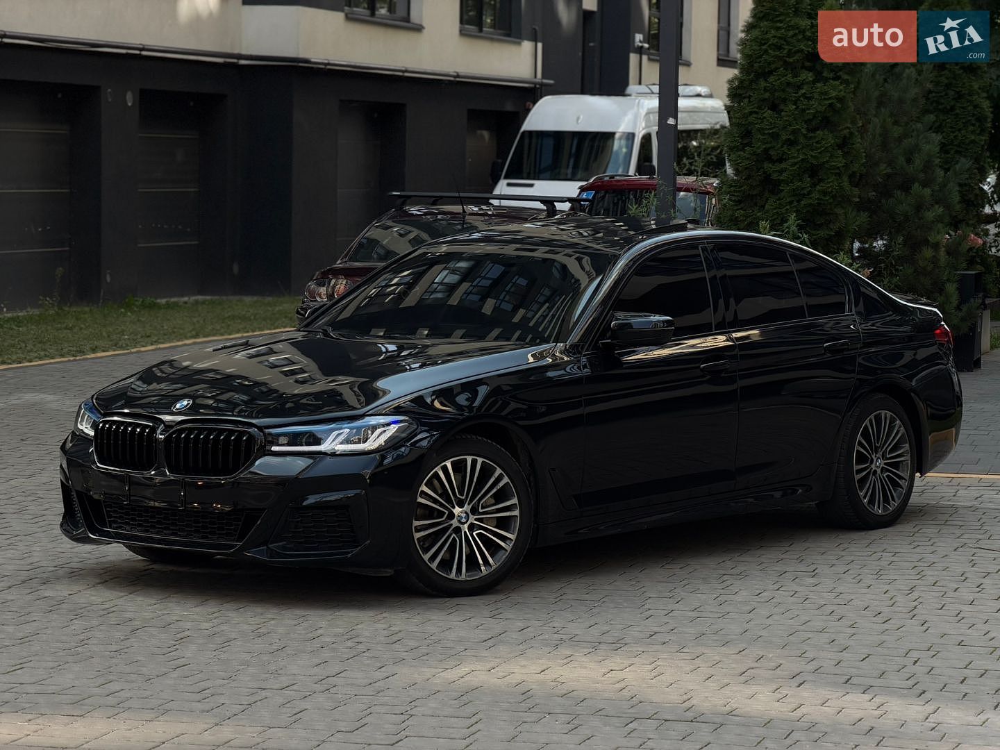 BMW 5 Series 2017 VIN WBAJA7C38HG905392 фото оголошення 24 з 101