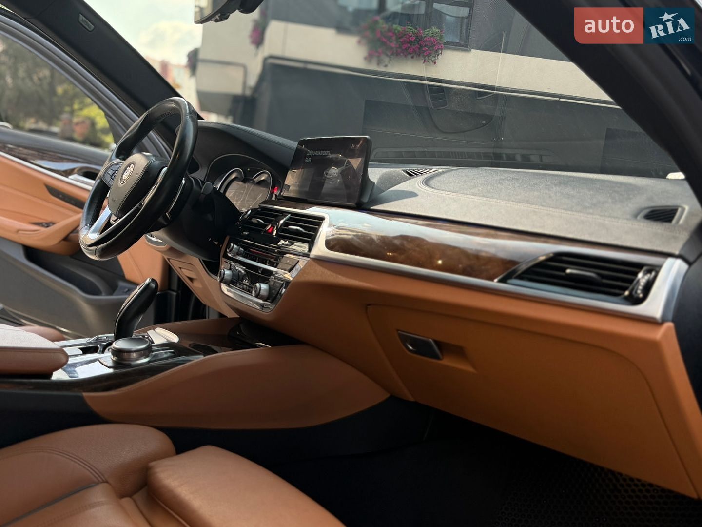 BMW 5 Series 2017 VIN WBAJA7C38HG905392 фото оголошення 90 з 101