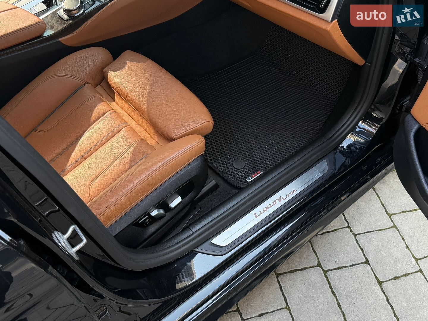 BMW 5 Series 2017 VIN WBAJA7C38HG905392 фото оголошення 97 з 101