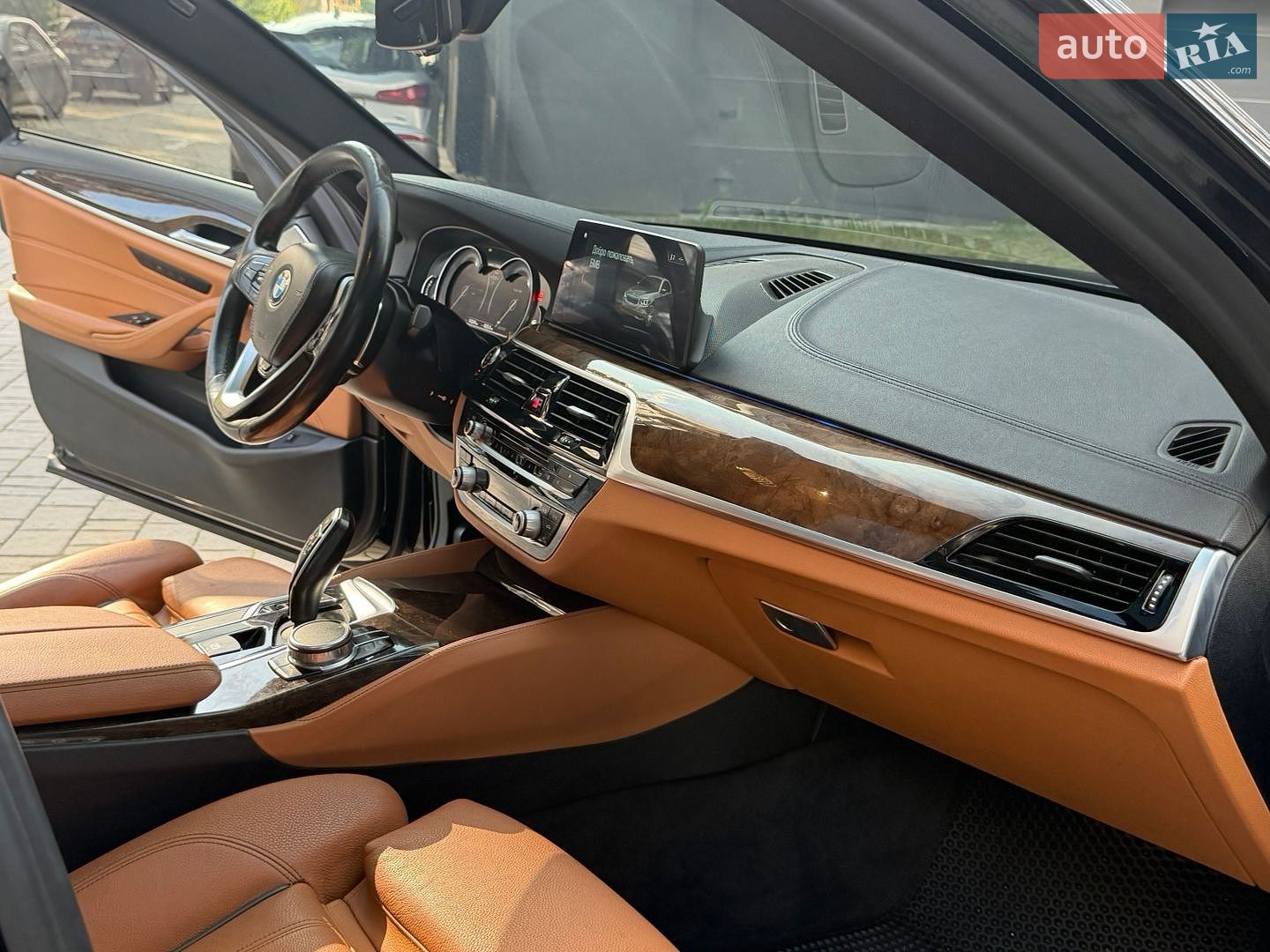 BMW 5 Series 2017 VIN WBAJA7C38HG905392 фото оголошення 99 з 101
