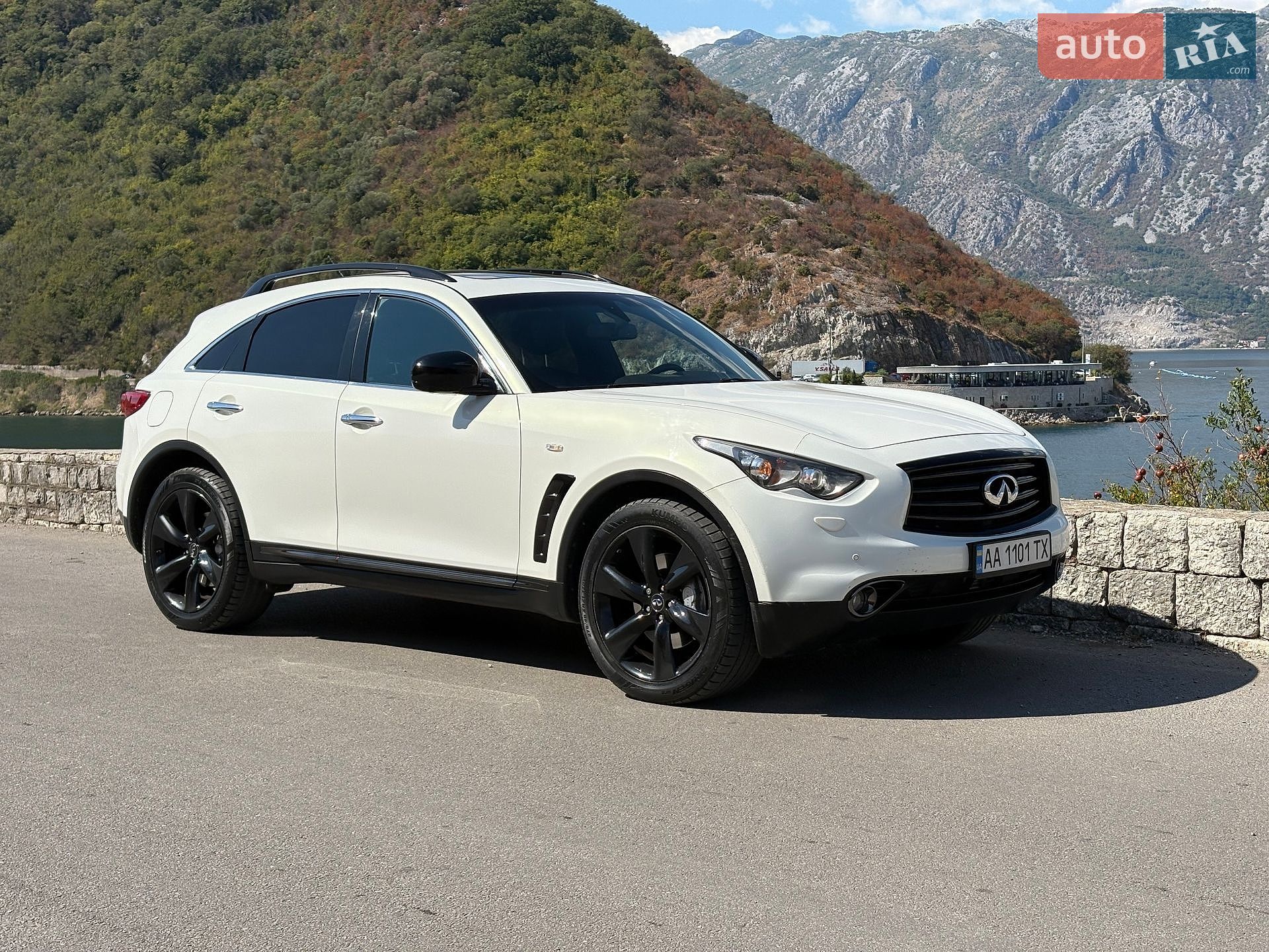 Infiniti QX70 2015 VIN JN1TDNS51U0572089 фото оголошення 9 з 40