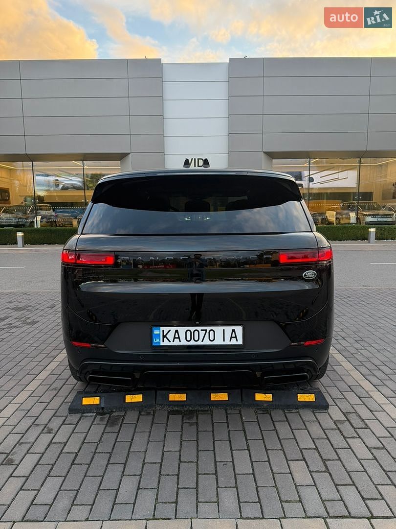 Land Rover Range Rover Sport 2023 VIN SAL1P9EU2PA135994 фото оголошення 8 з 28