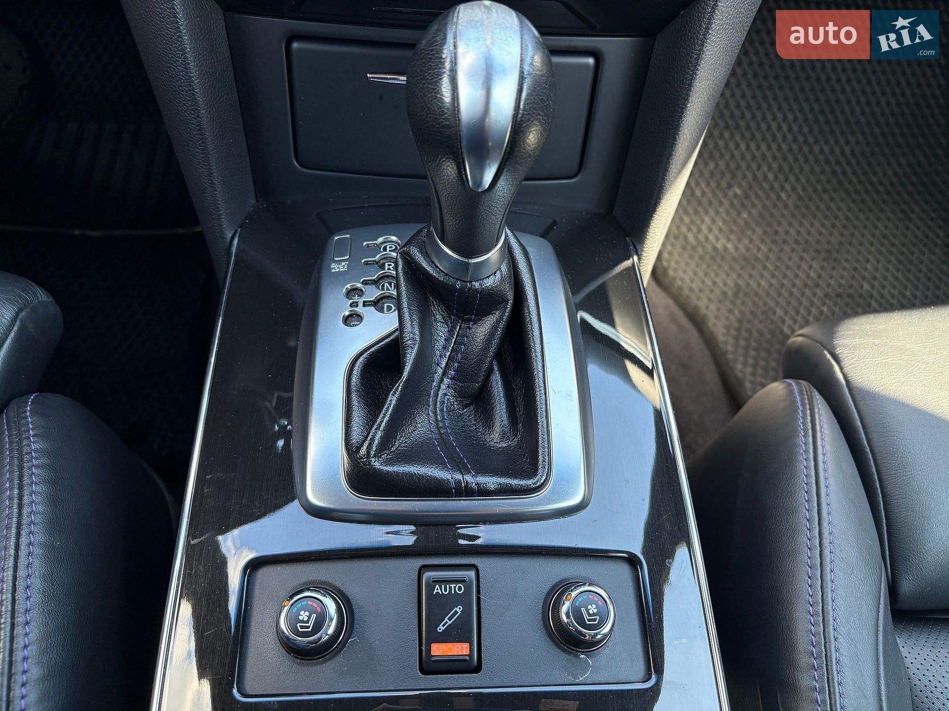 Infiniti QX70 2015 VIN JN1TDNS51U0572089 фото оголошення 34 з 40