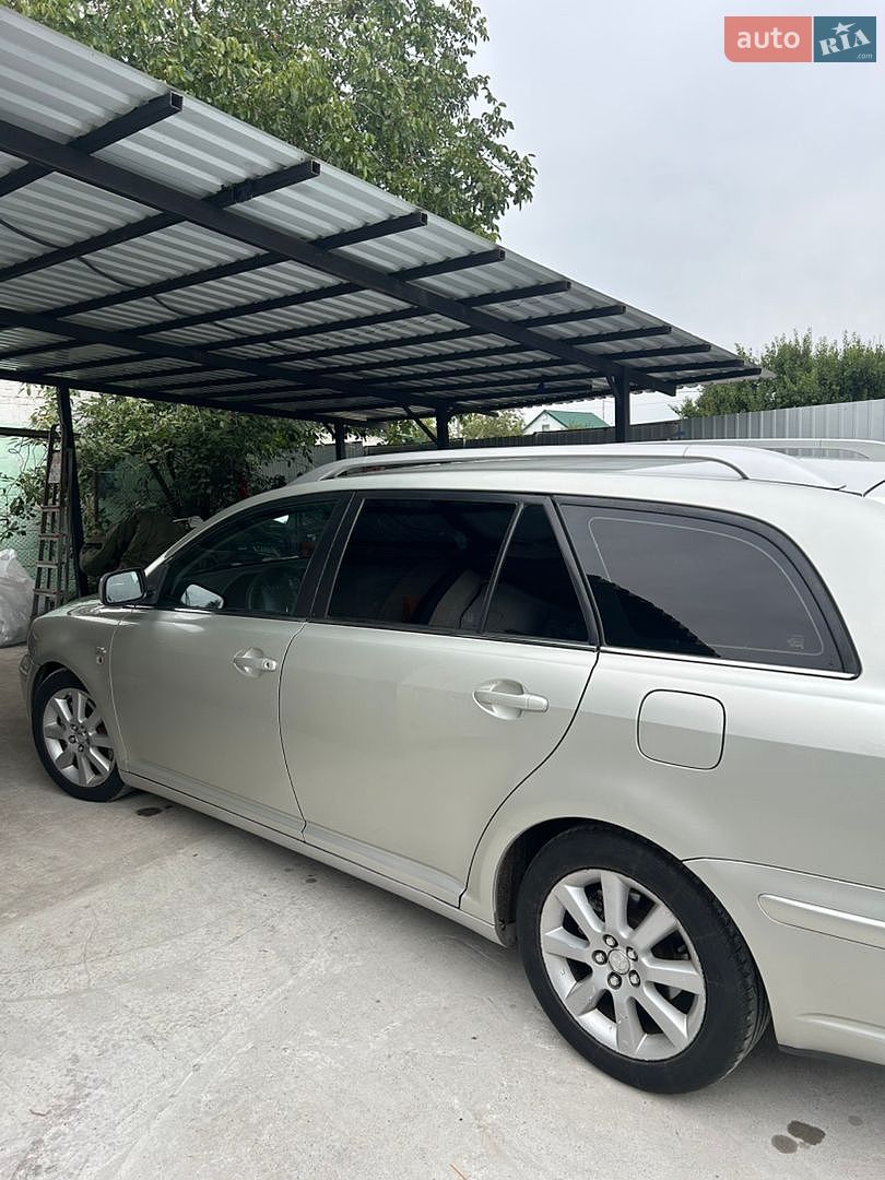 Toyota Avensis 2004 VIN SB1EW56L00E075307 фото оголошення 4 з 9