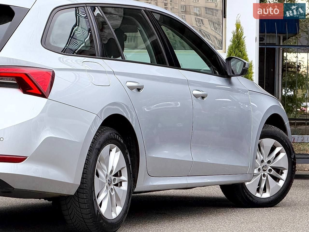 Skoda Octavia 2021 VIN TMBJC4NX4MY137684 фото оголошення 18 з 77