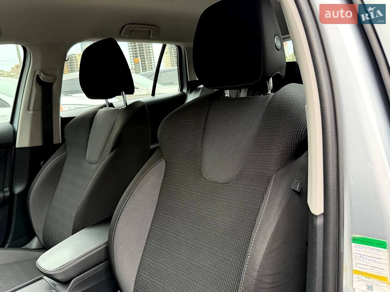 Skoda Octavia 2021 VIN TMBJC4NX4MY137684 фото оголошення 32 з 77
