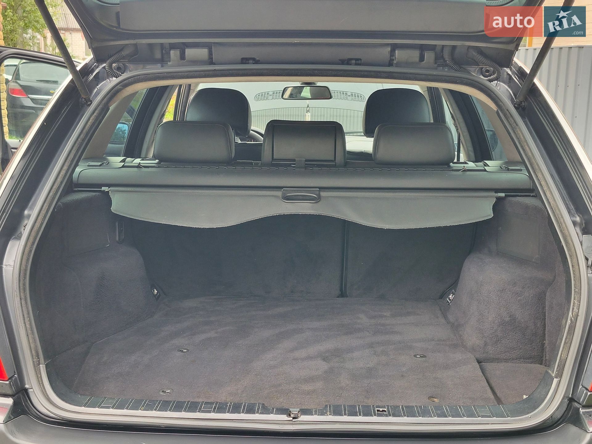 BMW 3 Series 2003 VIN WBAAP710X0PJ57269 фото оголошення 12 з 25