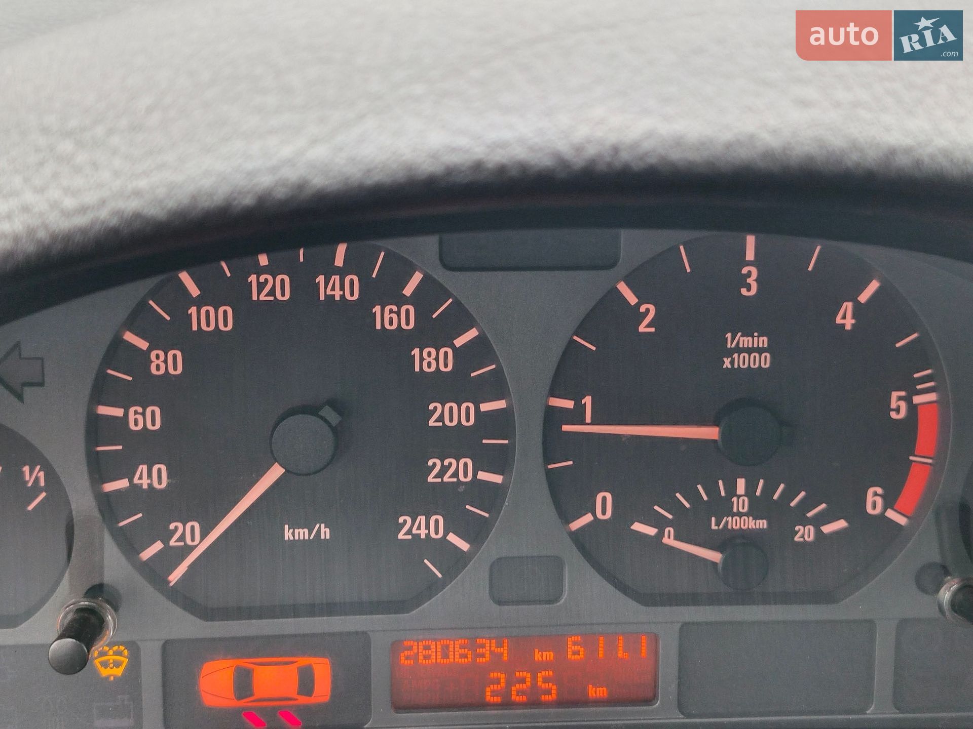 BMW 3 Series 2003 VIN WBAAP710X0PJ57269 фото оголошення 20 з 25