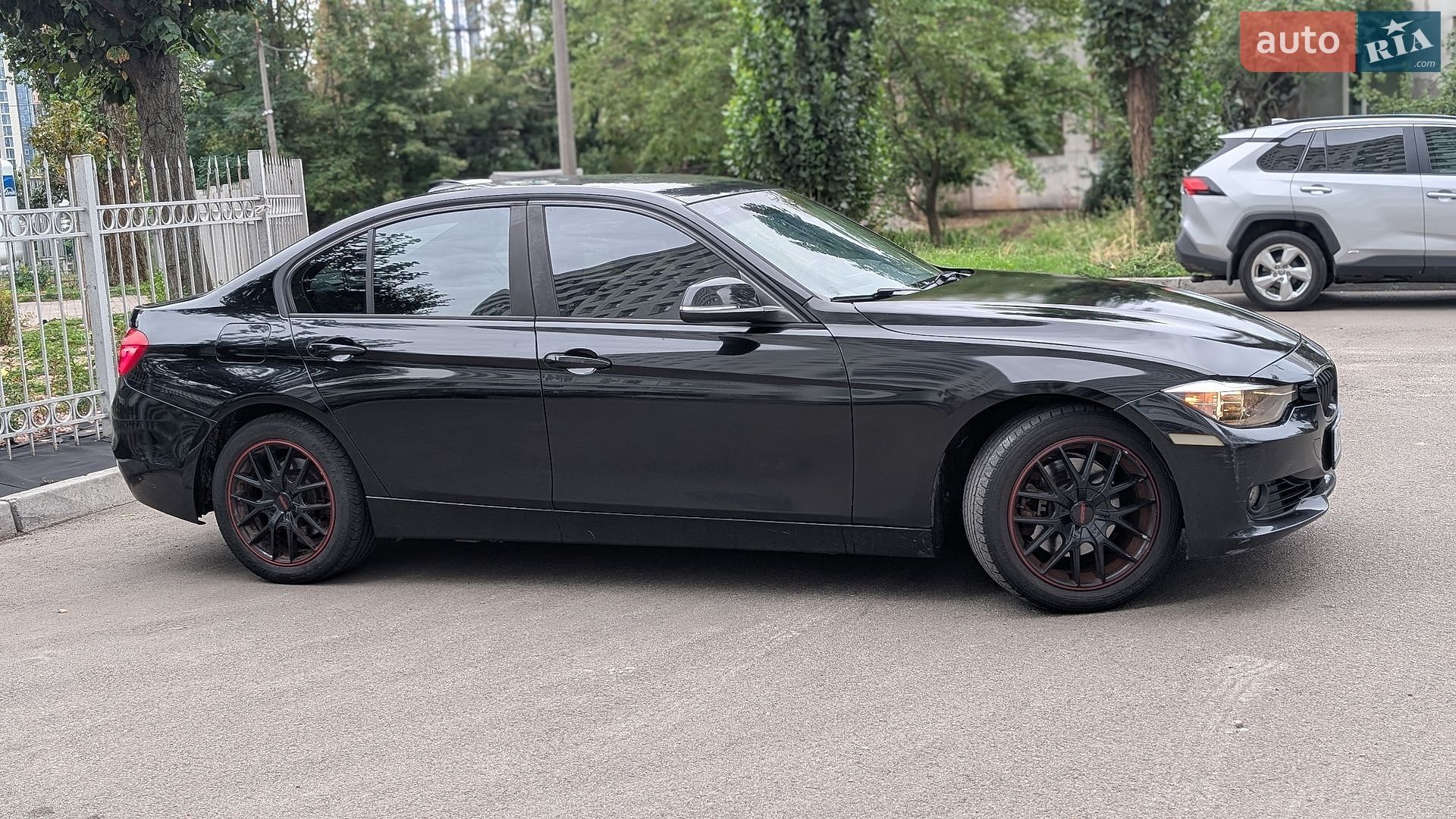 BMW 3 Series 2016 VIN WBA8A9C56HK620277 фото оголошення 8 з 18