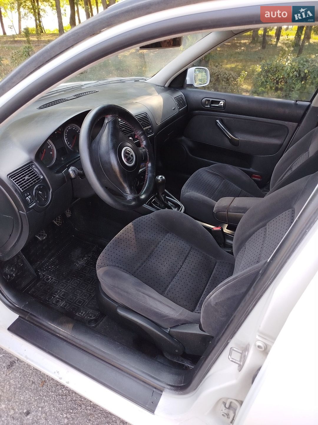 VOLKSWAGEN GOLF 2000 VIN WVWZZZ1JZYW708397 фото оголошення 10 з 10