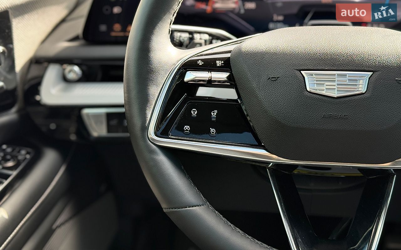 Cadillac Optiq 2025 VIN 3GYK3EMR0SS166188 фото оголошення 14 з 44