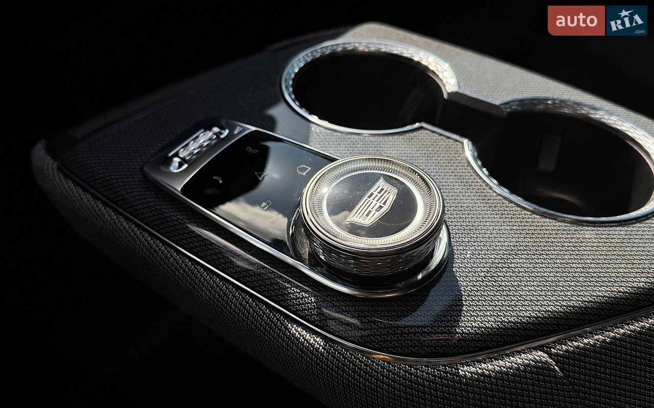 Cadillac Optiq 2025 VIN 3GYK3EMR0SS166188 фото оголошення 25 з 44