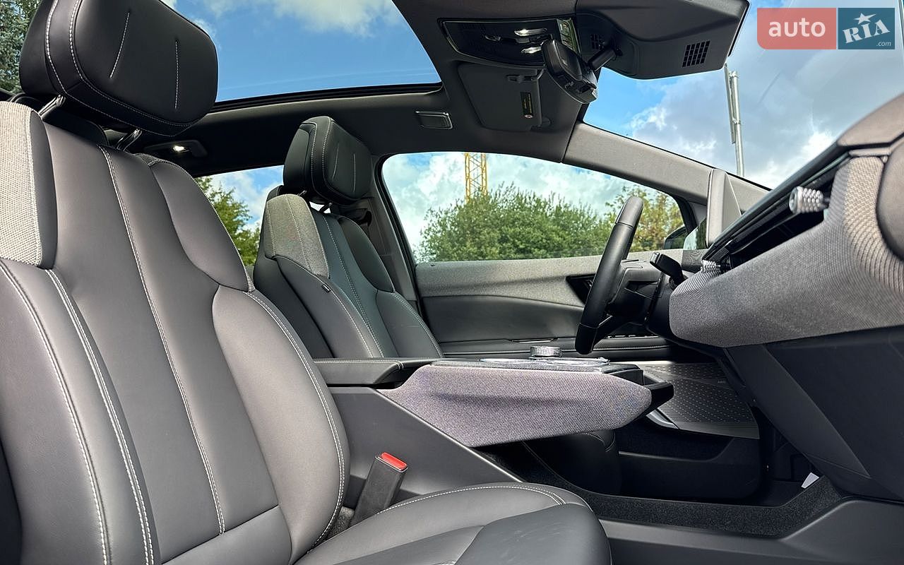 Cadillac Optiq 2025 VIN 3GYK3EMR0SS166188 фото оголошення 35 з 44