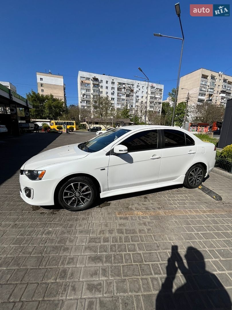 Mitsubishi Lancer 2016 VIN JA32U2FU4HU006745 фото оголошення 3 з 12