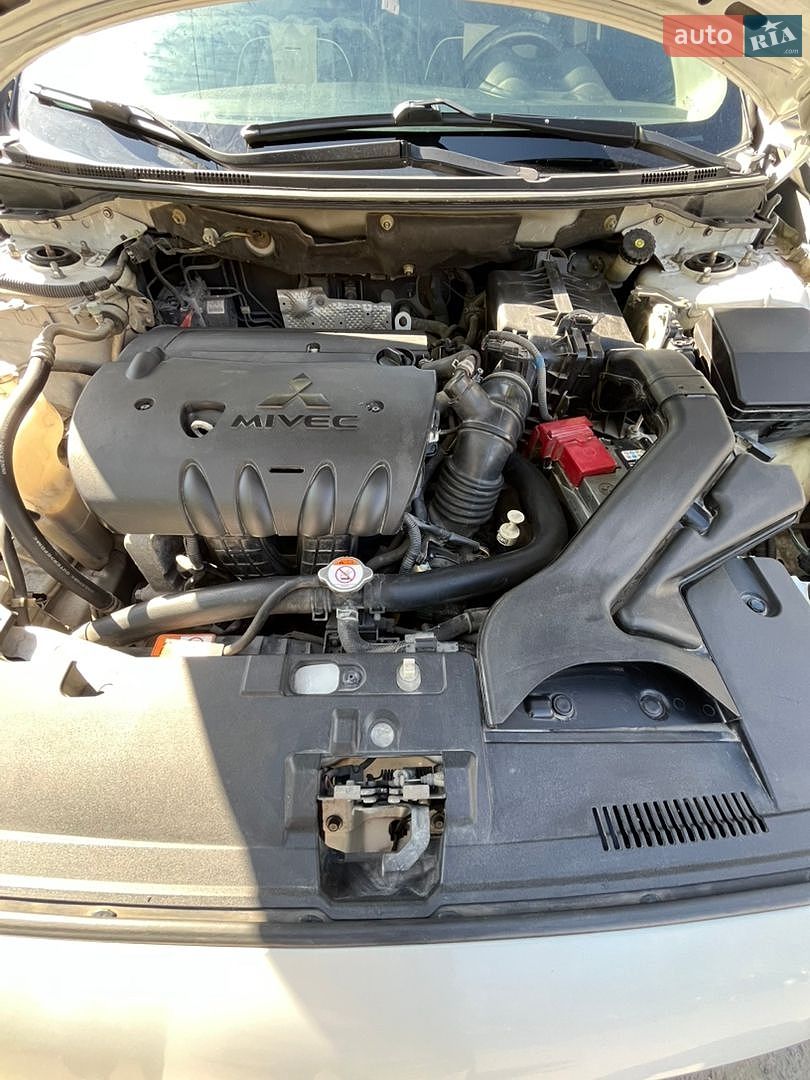Mitsubishi Lancer 2016 VIN JA32U2FU4HU006745 фото оголошення 12 з 12