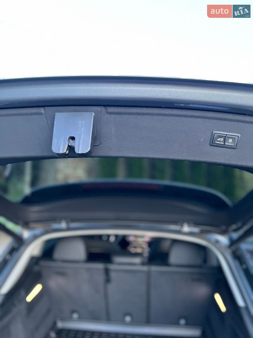 Audi Q5 2018 VIN WA1BNAFYXJ2205547 фото оголошення 25 з 74