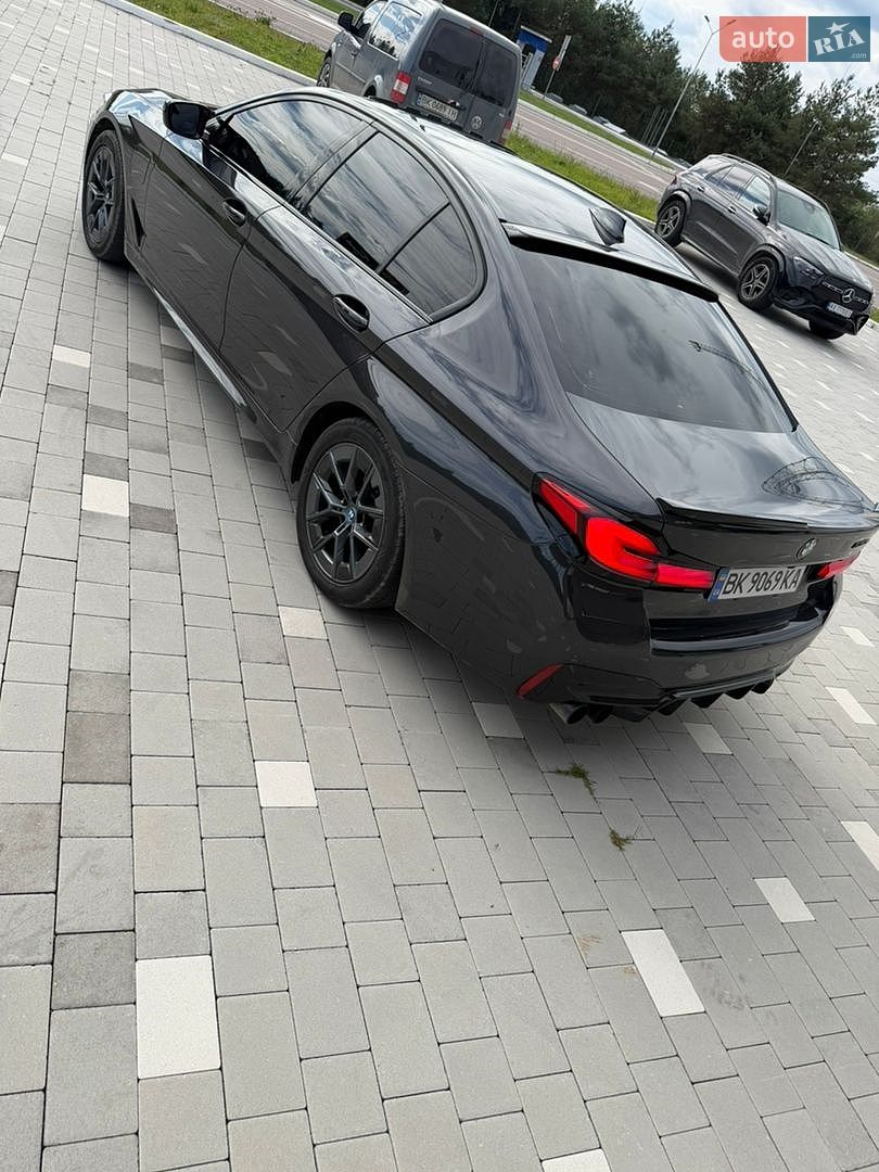 BMW 5 Series 2018 VIN WBAJA9C52JB249836 фото оголошення 24 з 48