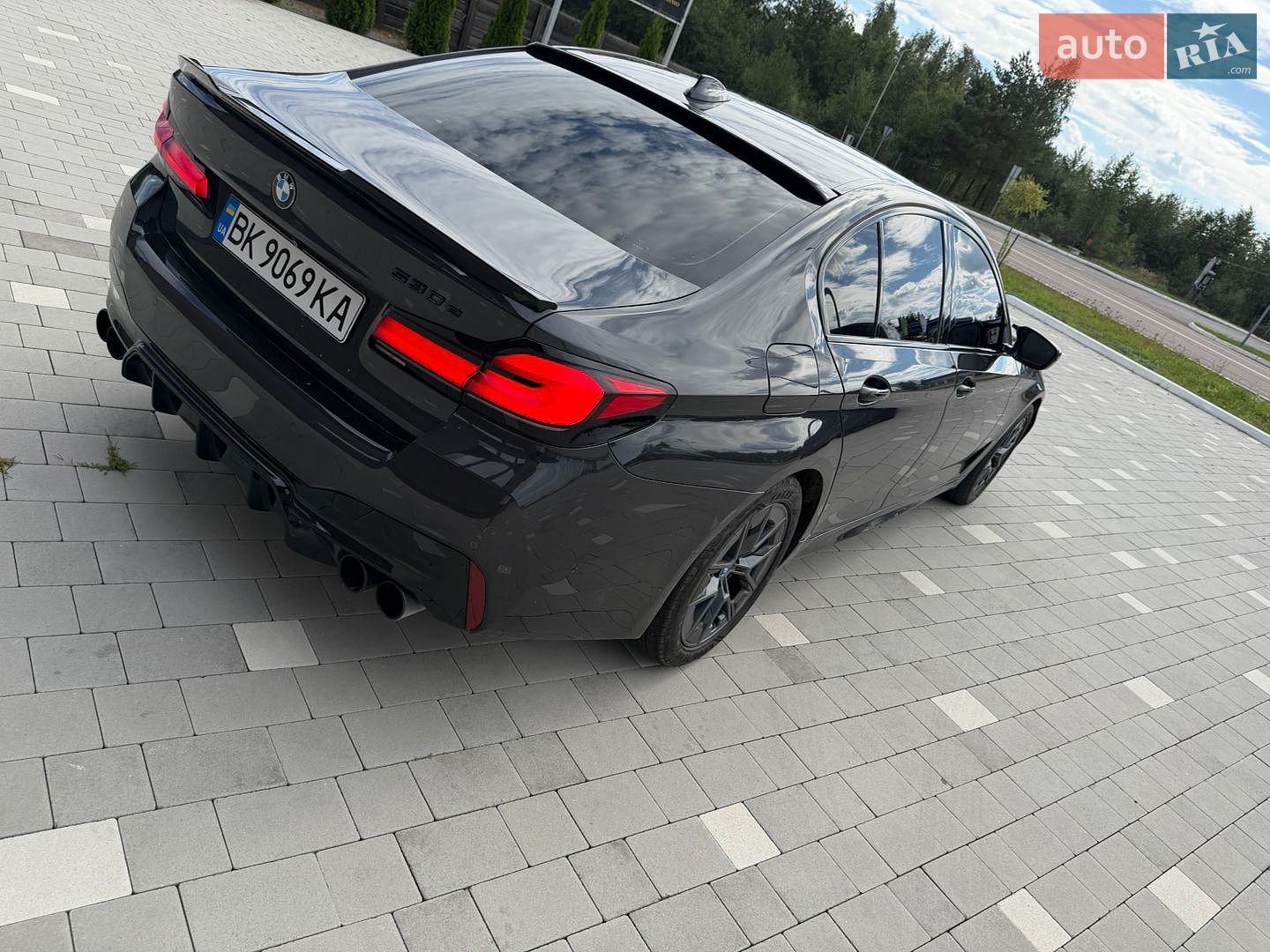 BMW 5 Series 2018 VIN WBAJA9C52JB249836 фото оголошення 25 з 48