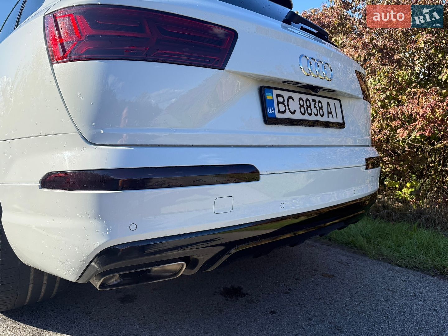Audi Q7 2016 VIN WA1LAAF71HD020907 фото оголошення 16 з 22